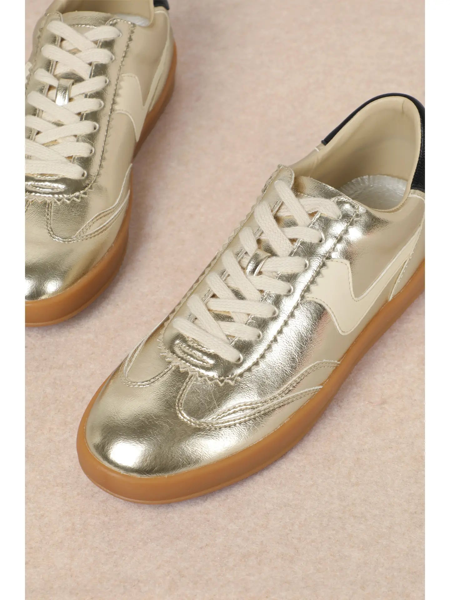 Destiny Sneaker