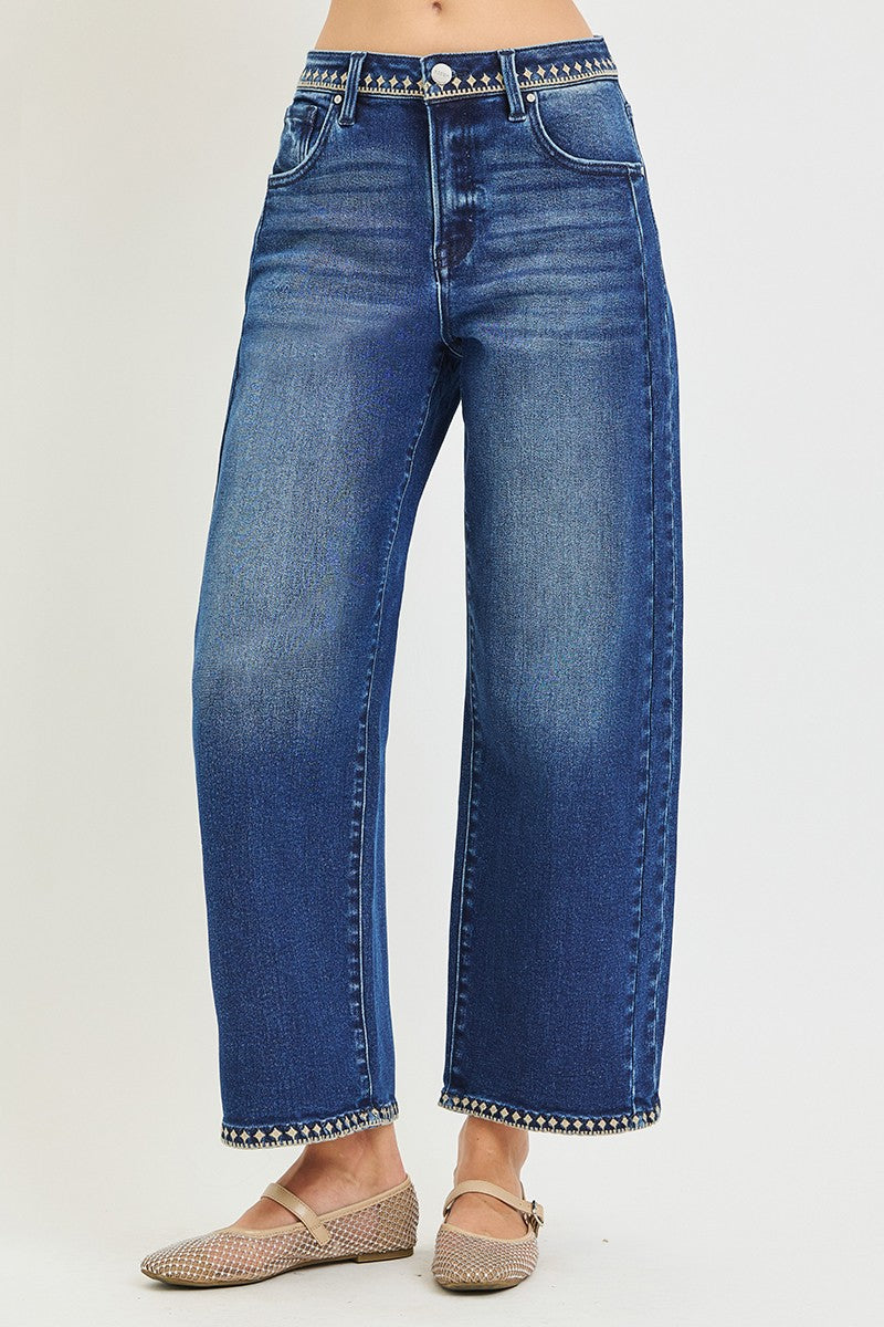 Risen Cropped Barrel Jean With Embroidered Details