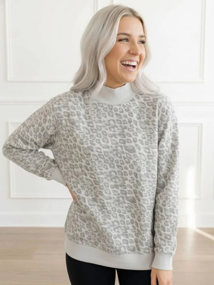 Leopard Printed Mockneck Sweatshirt