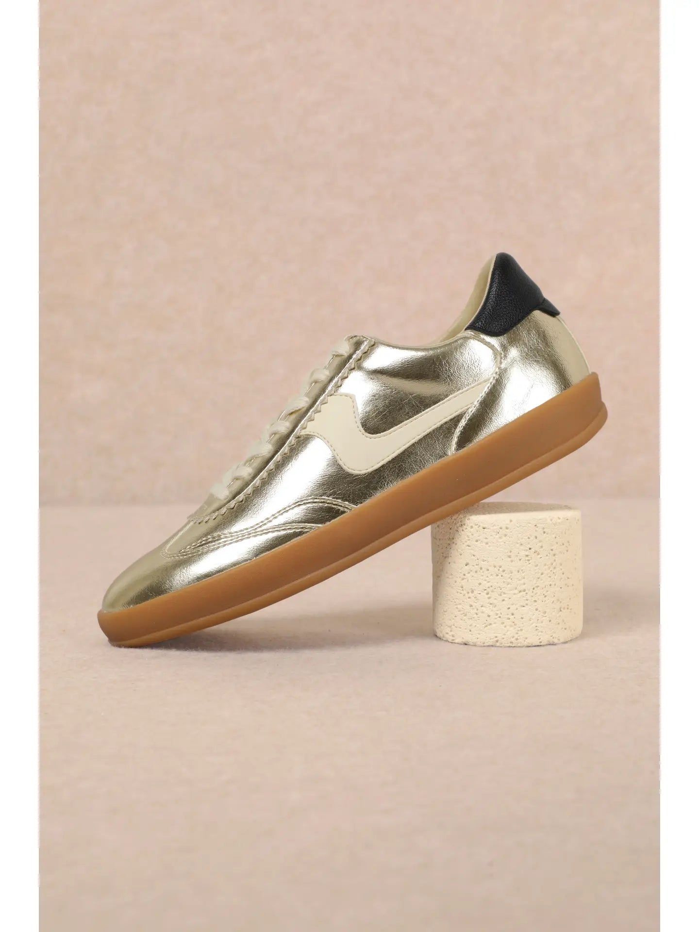 Destiny Sneaker