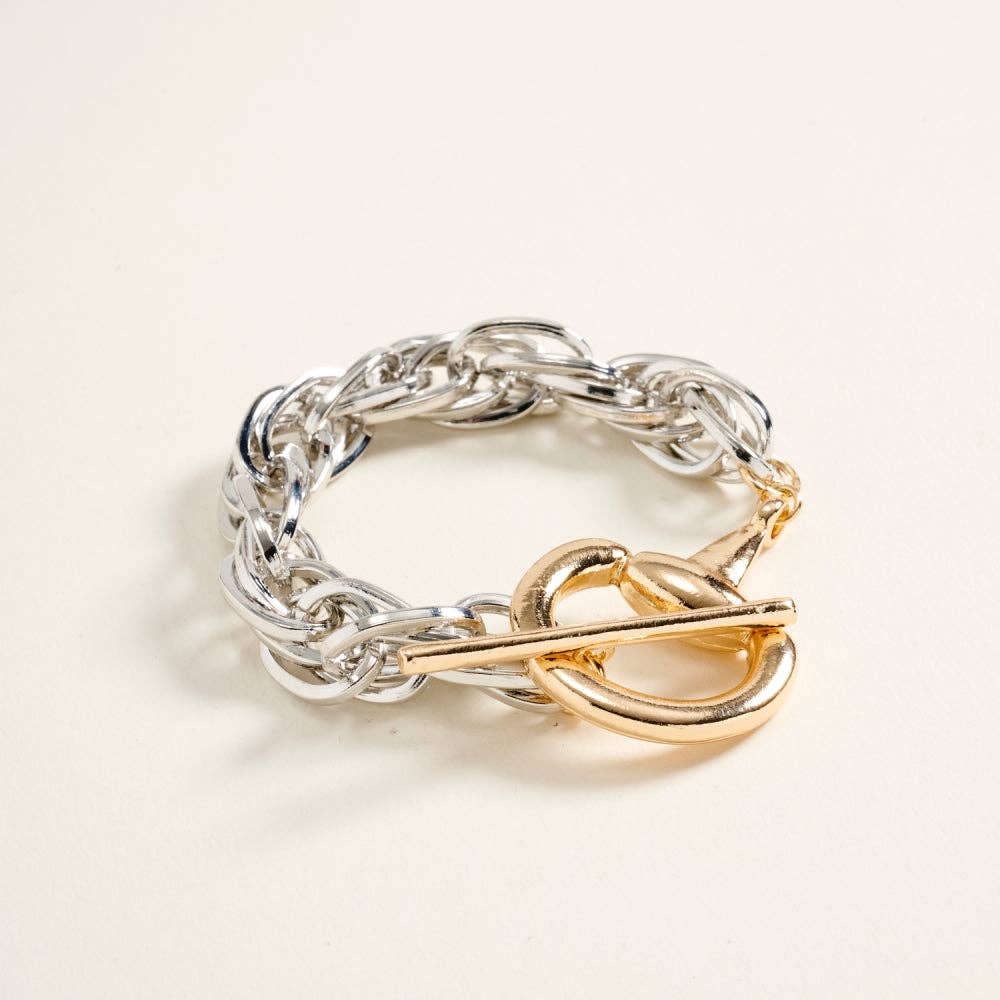 Horsebit Toggle Chain Bracelet