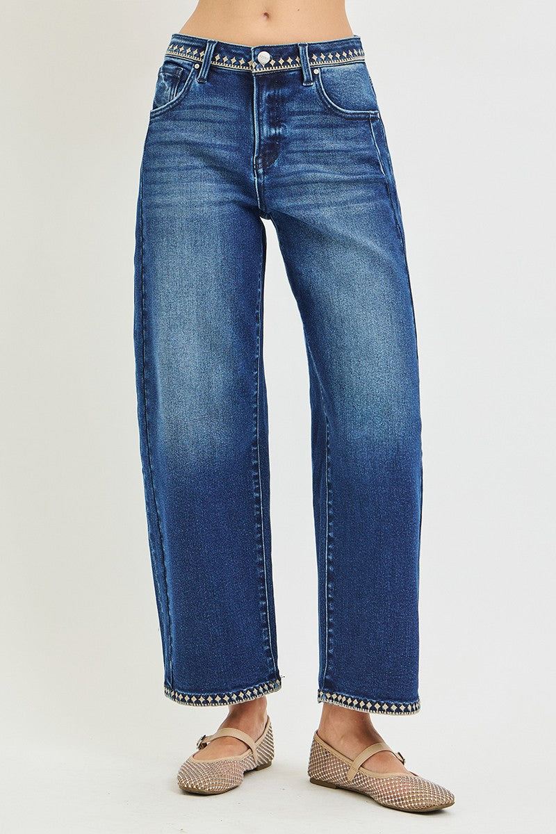 Risen Cropped Barrel Jean With Embroidered Details