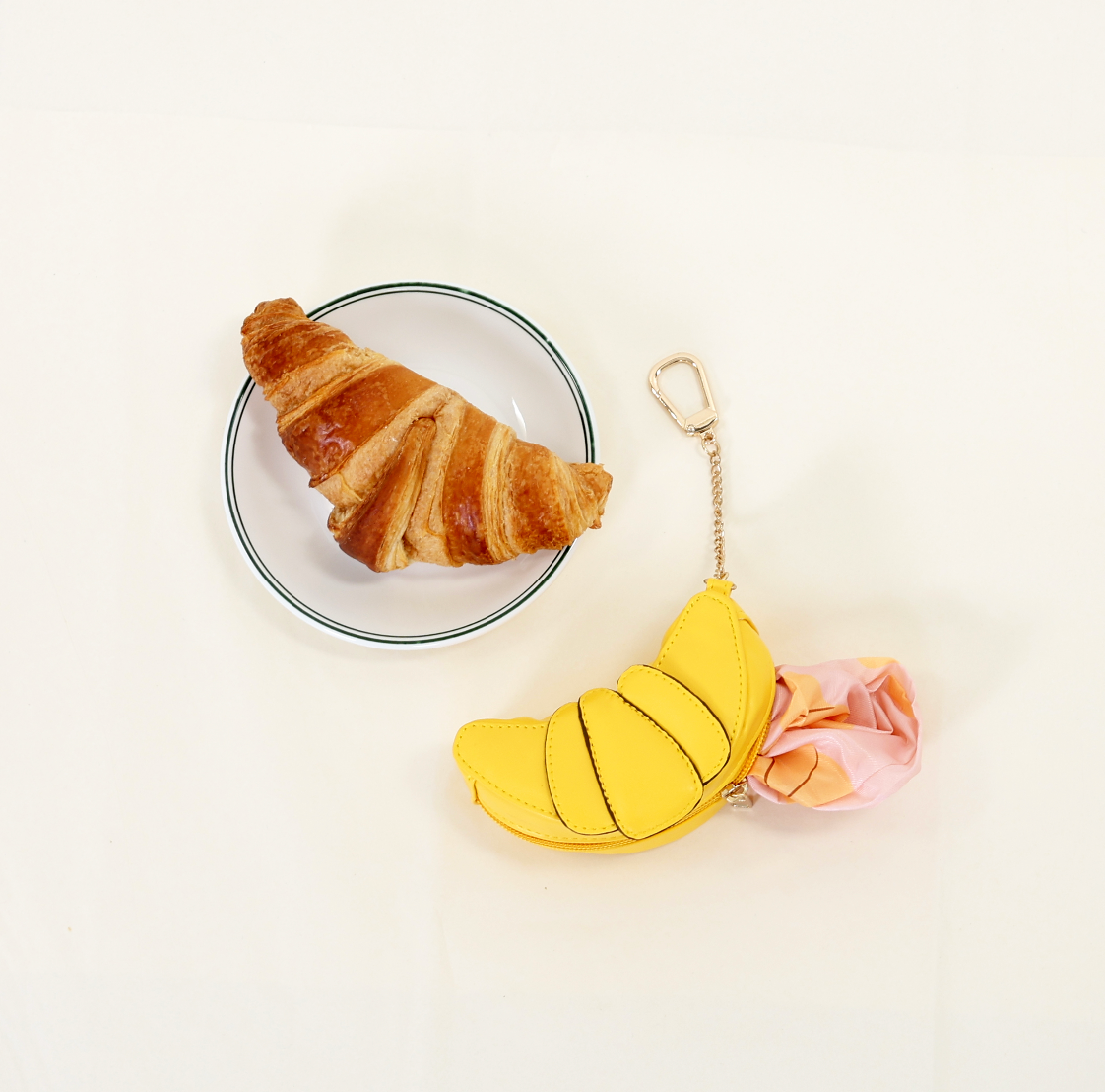 2-in-1 Bag Charm & Reusable Shopper Bag - Croissant Pastry