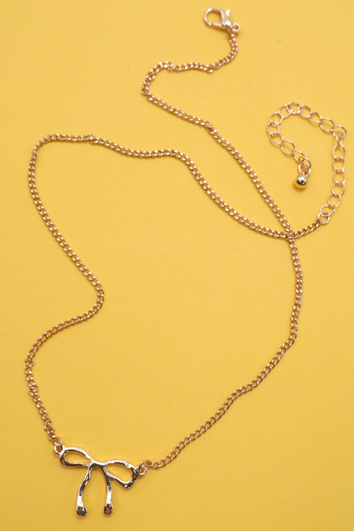 Hammered Bow Necklace