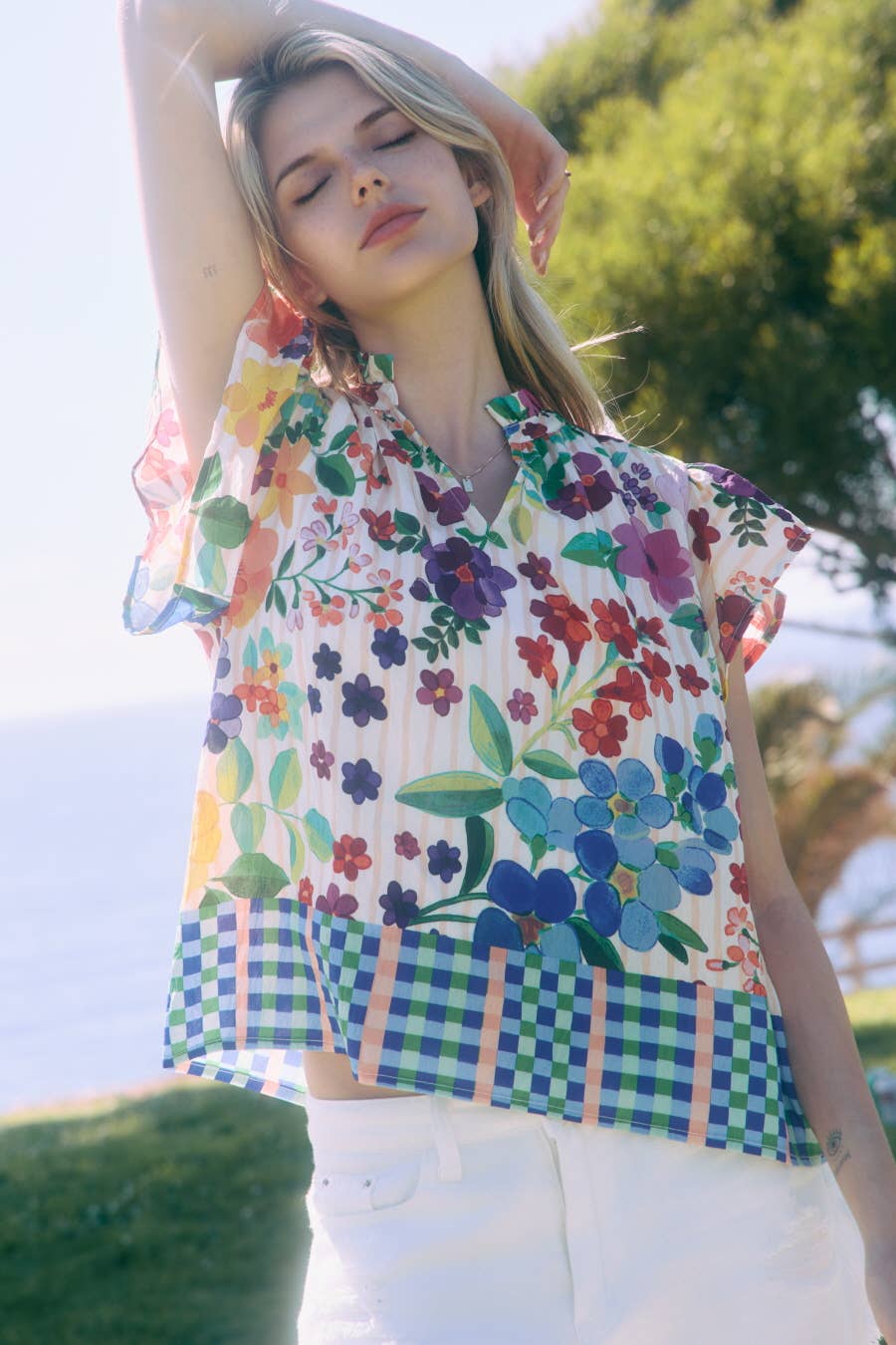 Floral Border Printed Flutter Sleeve Blouse by Oddi