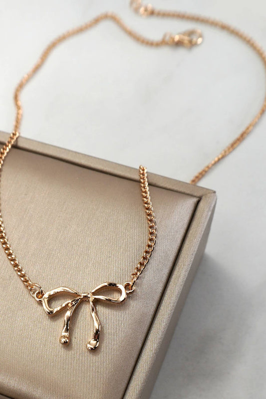 Hammered Bow Necklace