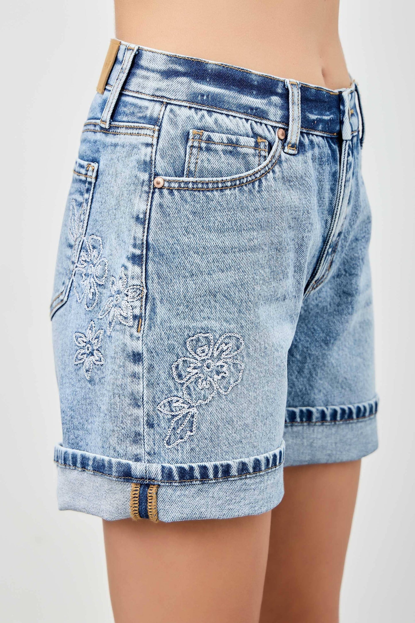 Mid-Rise Embroidery Short