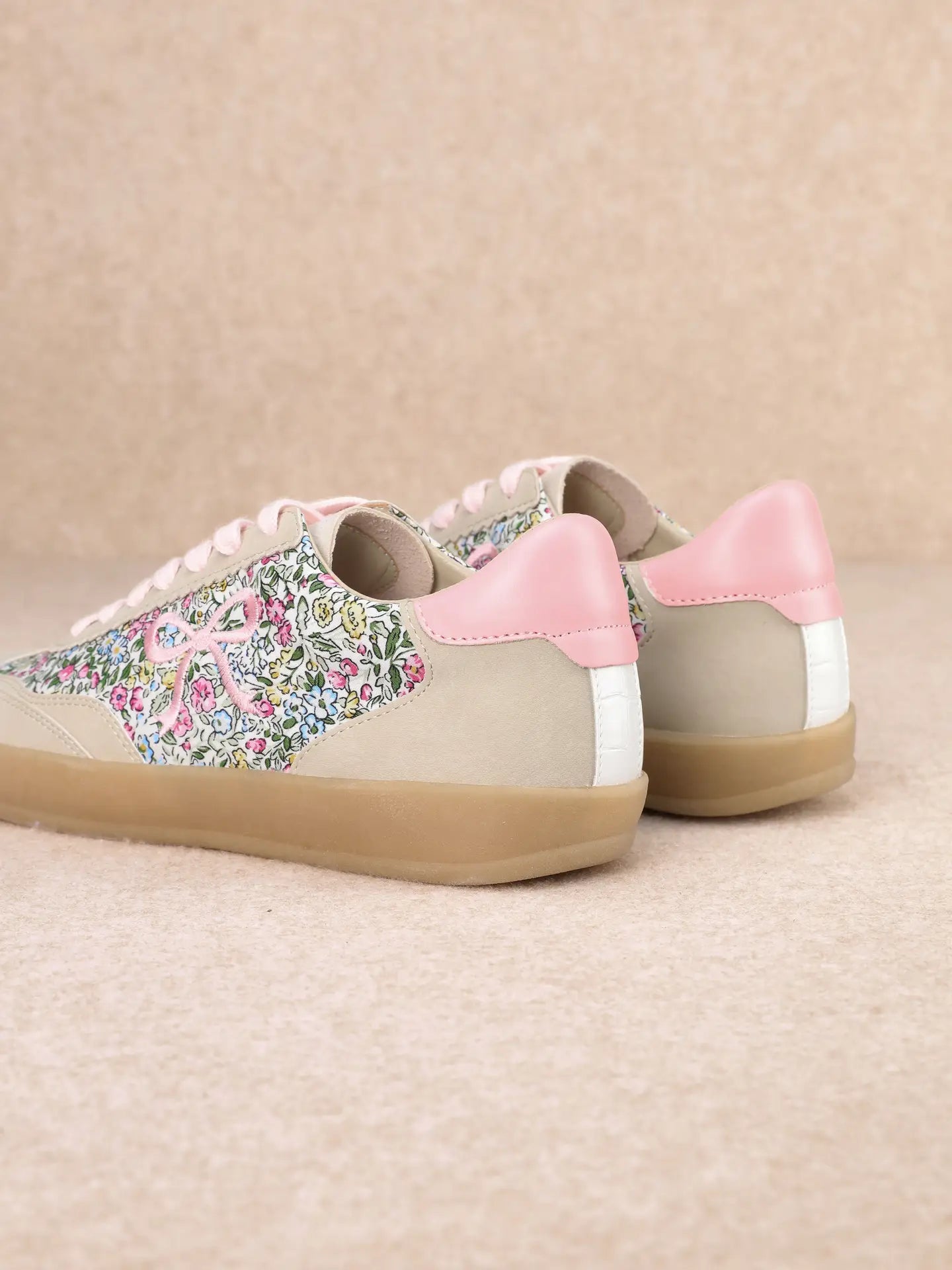 Julie Sneaker