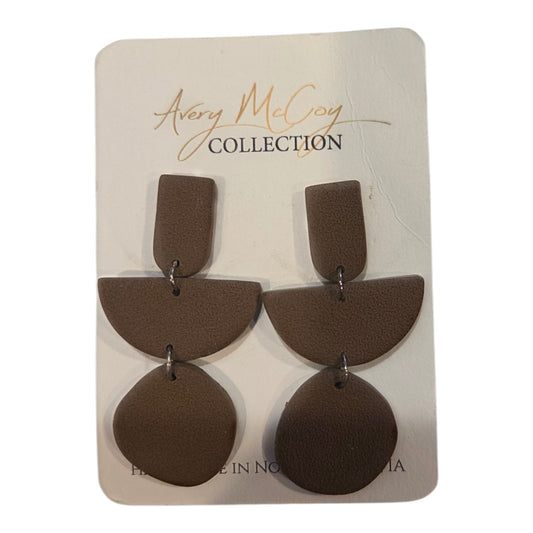 The Sarah-Avery McCoy Collection
